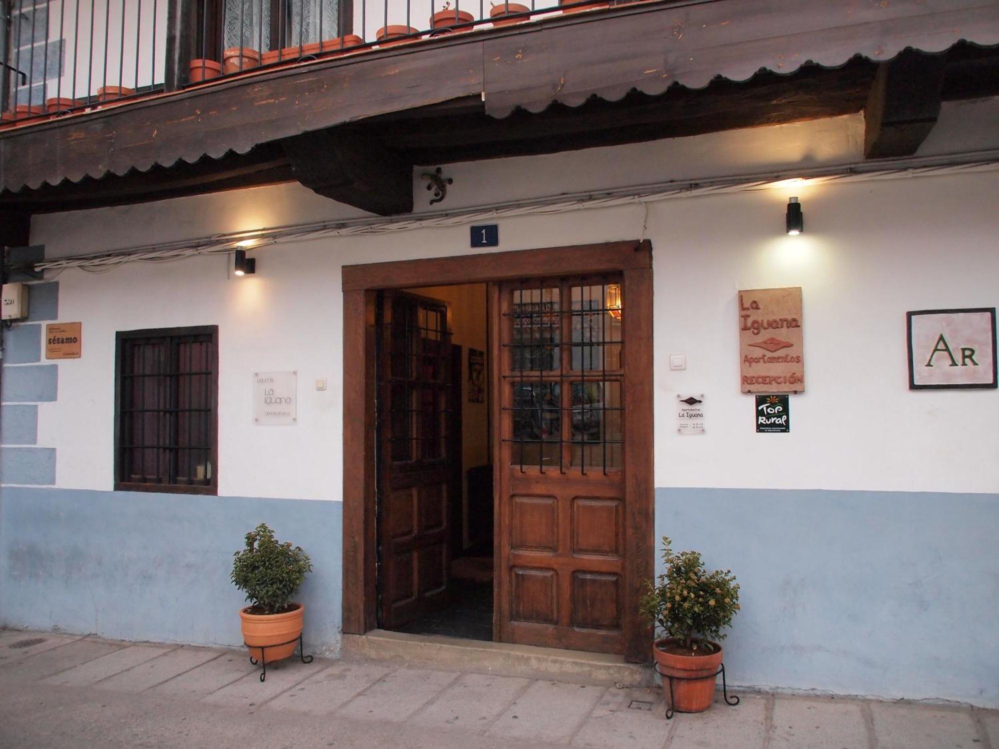 Apartamentos La Iguana Хервас Экстерьер фото